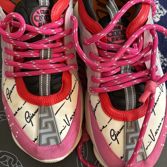Versace Chain Reaction , pink, black white and red . 38.5 - Picture 3 of 3